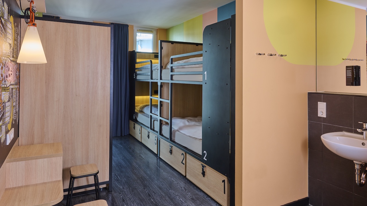 6-bed Dorm - Berlin Alexanderplatz