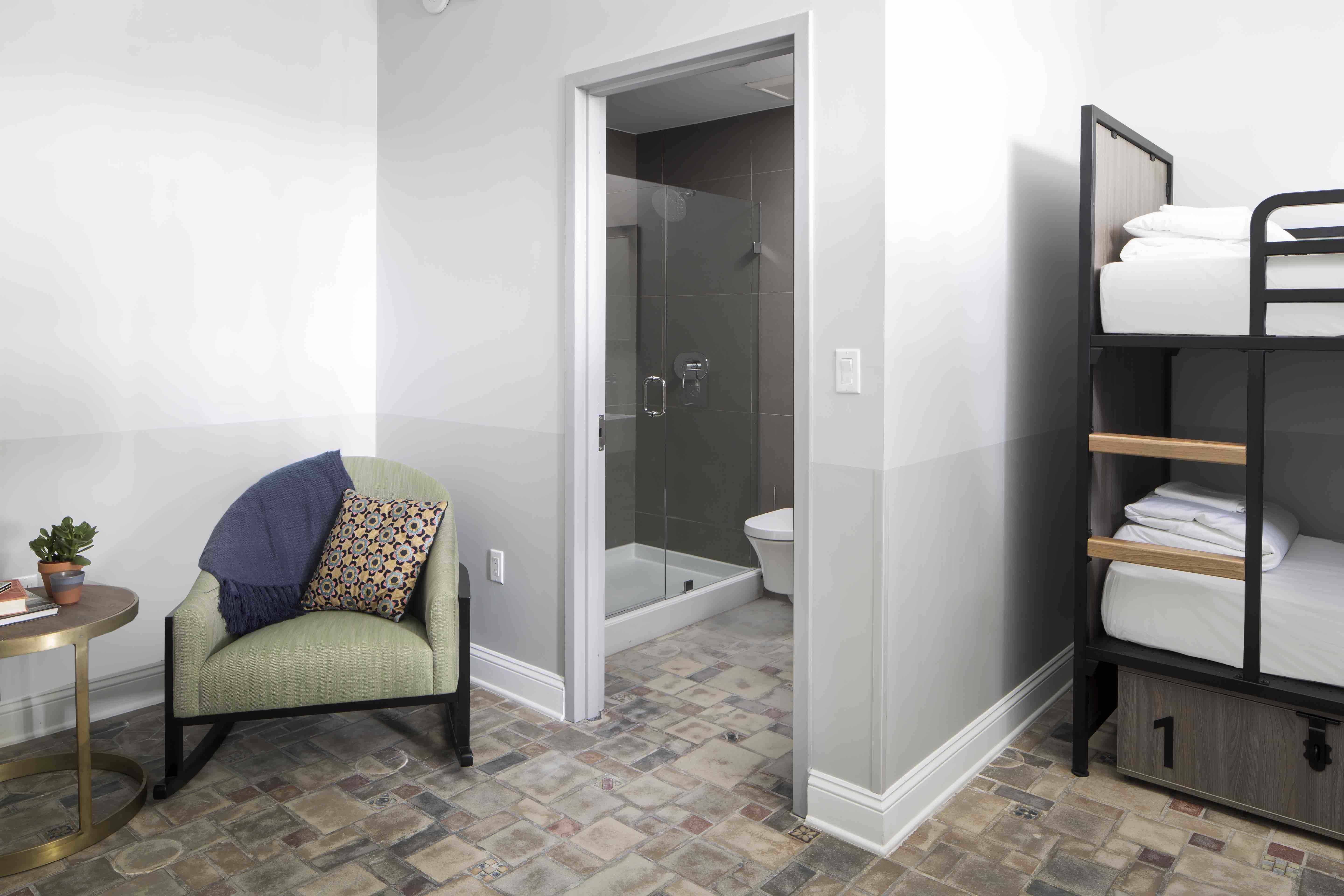 Private 4-bed Room