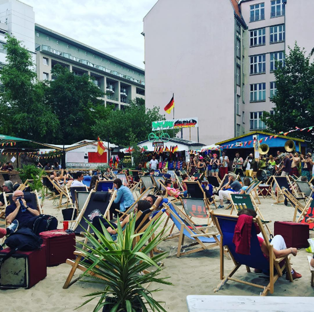 Berlin-Beach-Bars