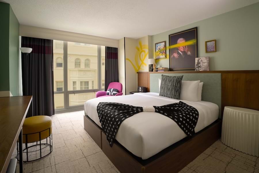 Superior-rum med king-size s&#228;ng