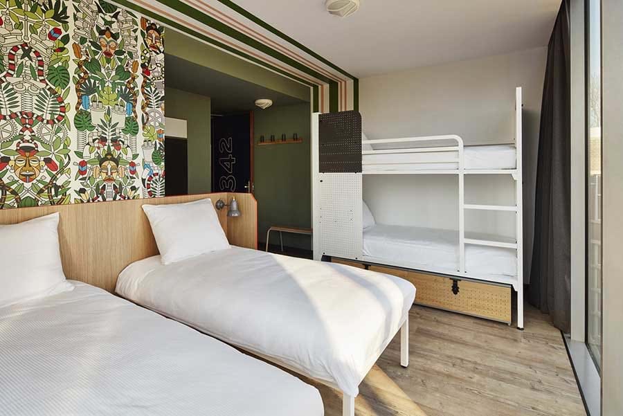 Deluxe Private 4-bed Room