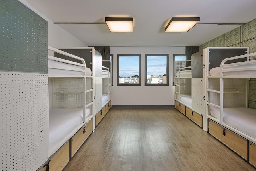 Privat 8-sengsværelse